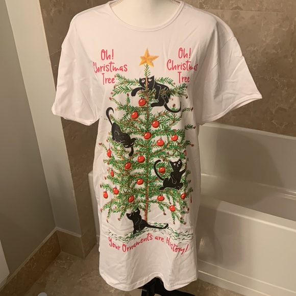 Oh Christmas Tree Cats Sleep Shirt White - Picture 1 of 7